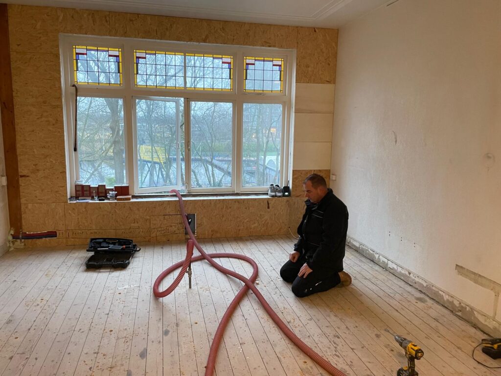 Tussenvloer isolatie, zoldervloer isoleren of isolatie tussen houten balken?